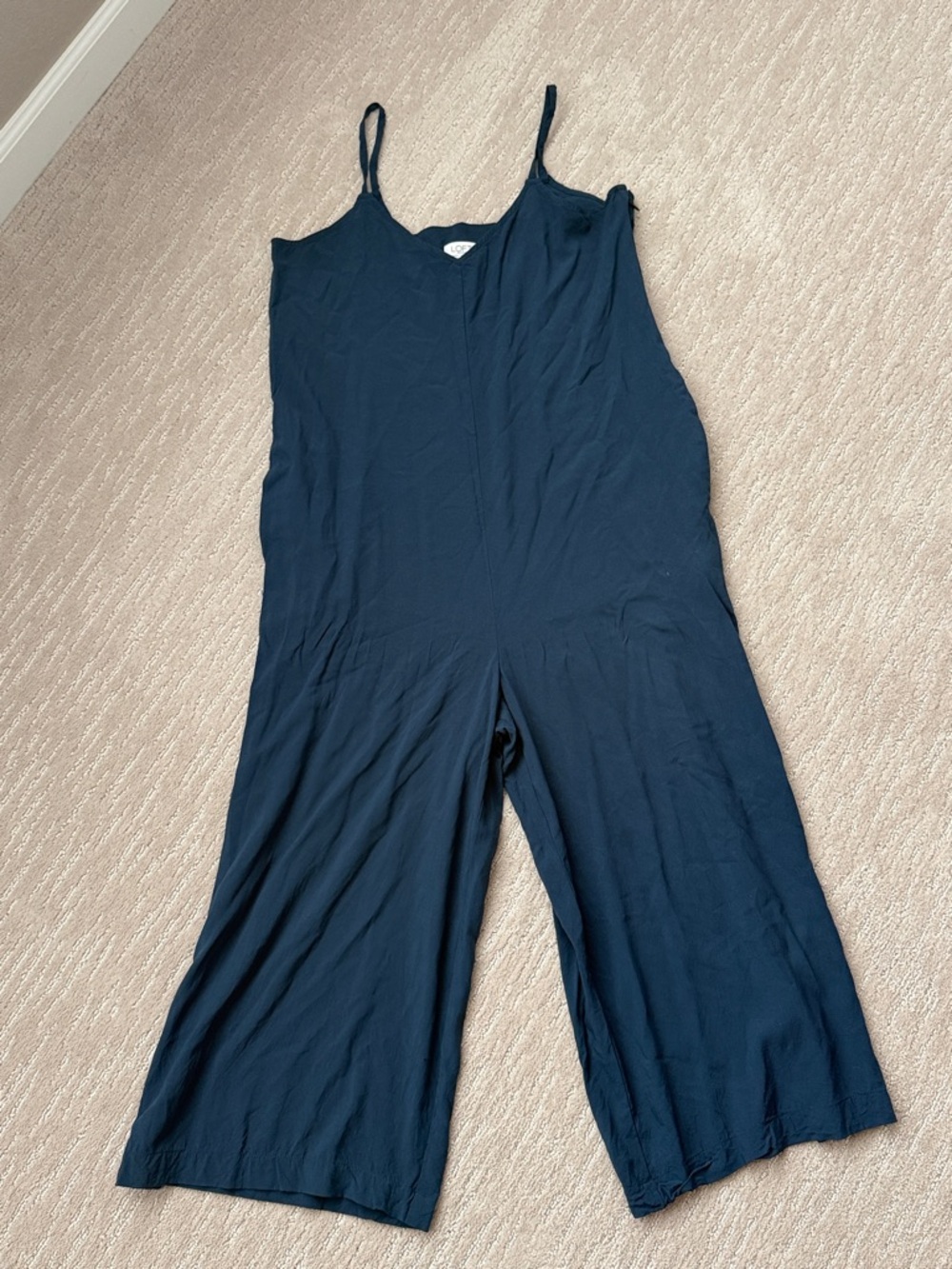 Ann Taylor Lott  Women's Navy Wide-Leg Jumpsuit